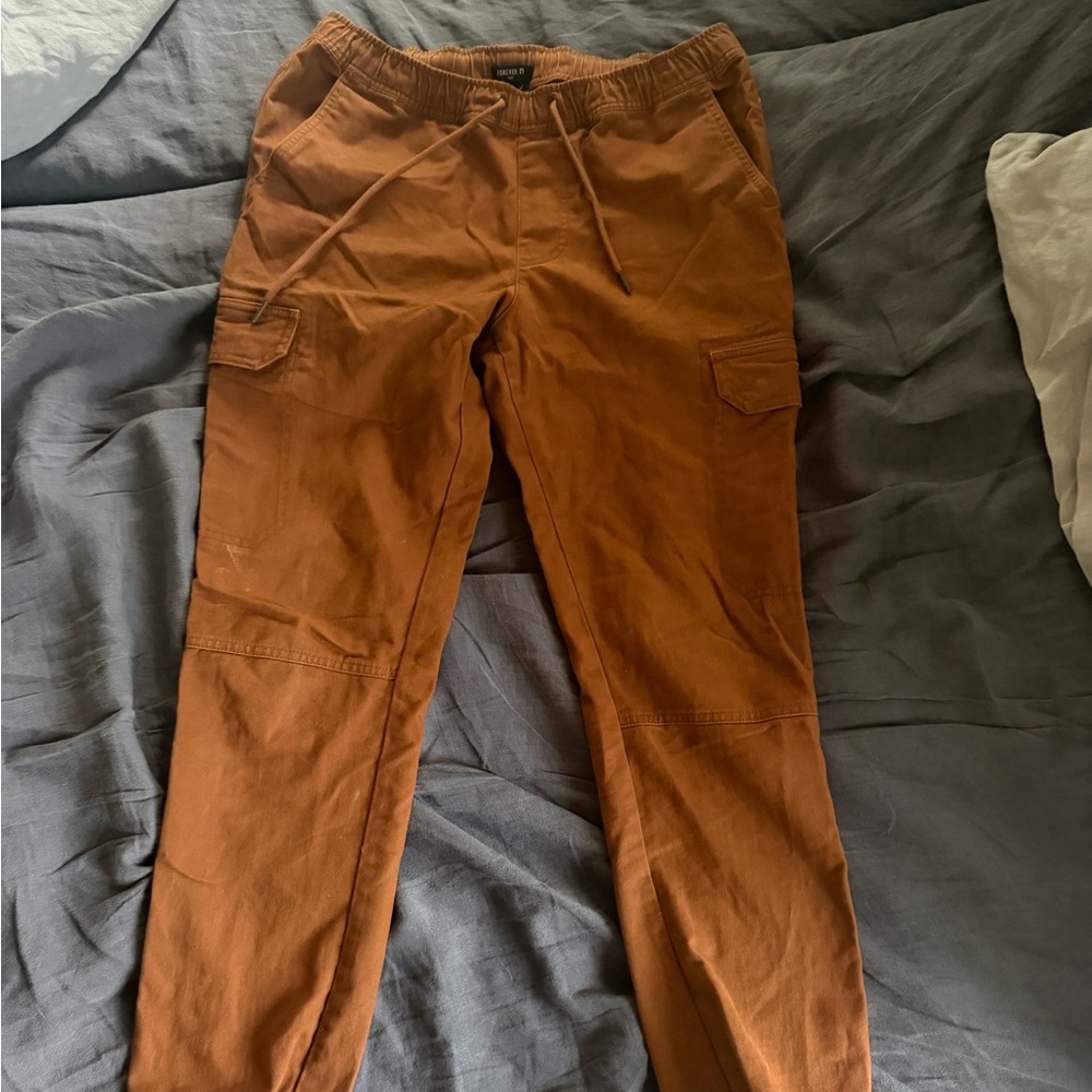 Forever 21 Men's Tan Cargo Pants